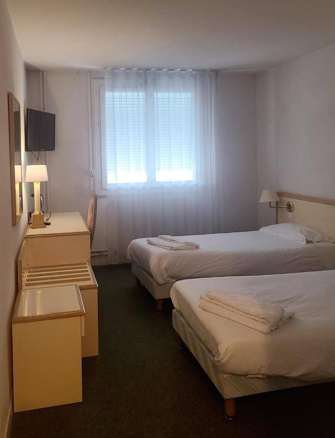 Location de vacances pour 40 personnes, avec vue, animaux acceptés à Domeyrot