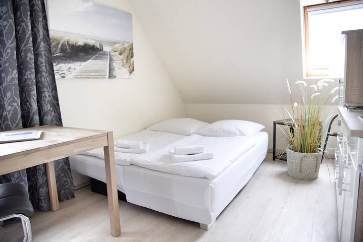 Ferienwohnung für 2 Personen, mit Garten und Balkon in Ueckermünde - 2