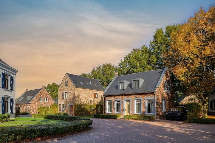 Ferienhaus für 6 Personen, mit Garten und Pool