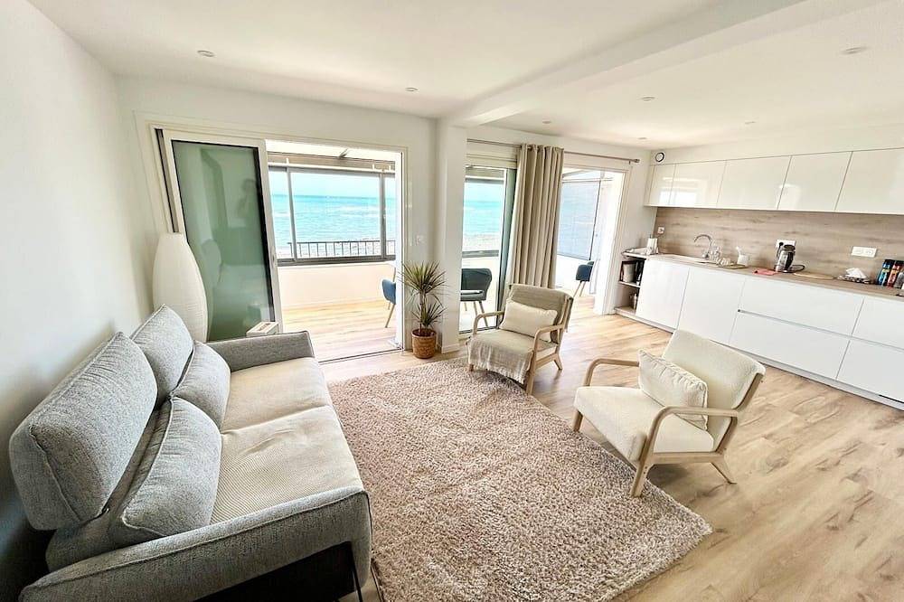 Maison De Vacances pour 8 Personnes dans Urville-Nacqueville, La Hague