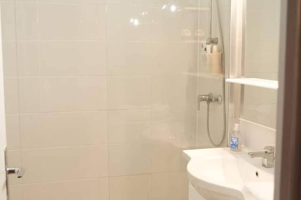 Apartamento entero, Studio cabine avec balcon ensoleillé pour 6 personnes en hyper-centre in Font-Romeu-Odeillo-Via, Parque Natural Regional de los Pirineos Catalanes