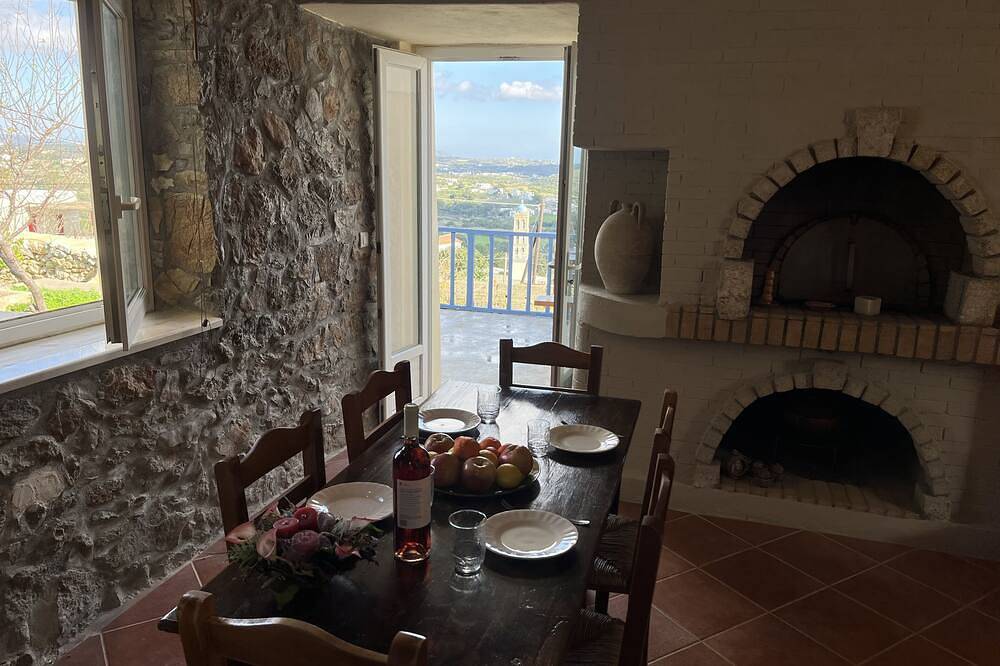 Volari House\nfor a delightful relaxing stay! in Kythira
