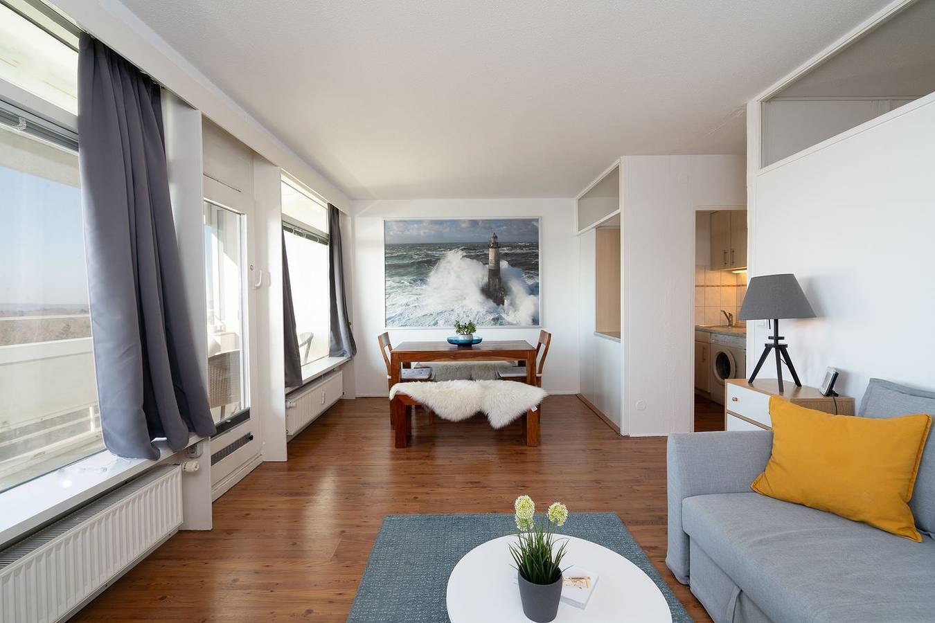 Ganze Wohnung, 2-Zimmer-Ferienwohnung mit Balkon und Meerblick - Schwimmbad-Eintritt inklusive in Sierksdorf, Ostholstein