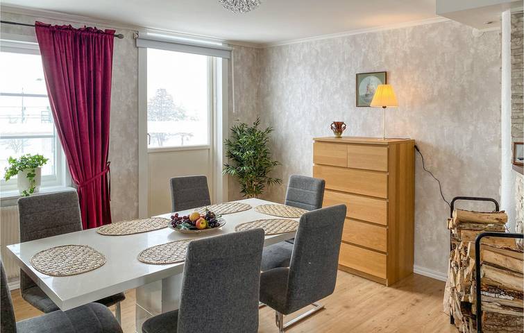 Ganze Ferienwohnung, Ferienwohnung für 6 Personen mit Garten in Tranås, Sommen