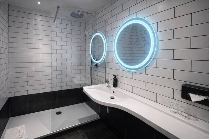 Hôtel pour 4 personnes, animaux acceptés à Rungis - 3