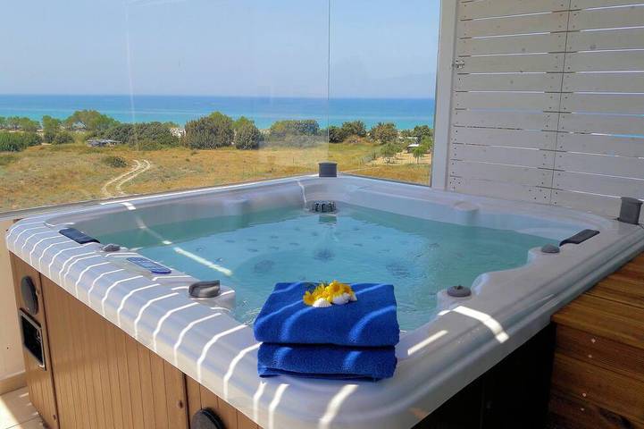 Ferienhaus für 9 Personen, mit Whirlpool und Balkon sowie Garten auf Kos - 3