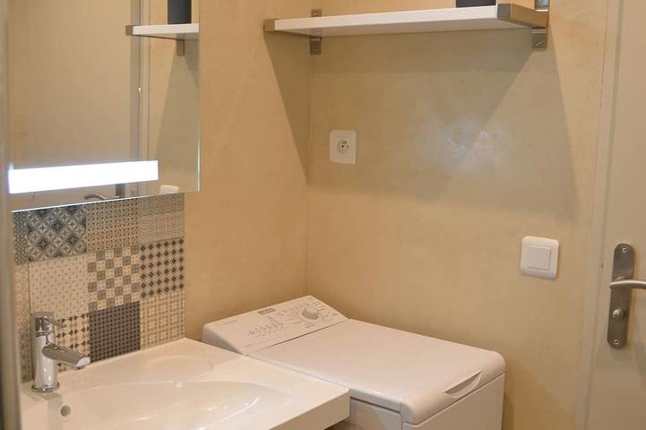 Gîte pour 4 personnes, avec balcon dans Plage La Favière - 4