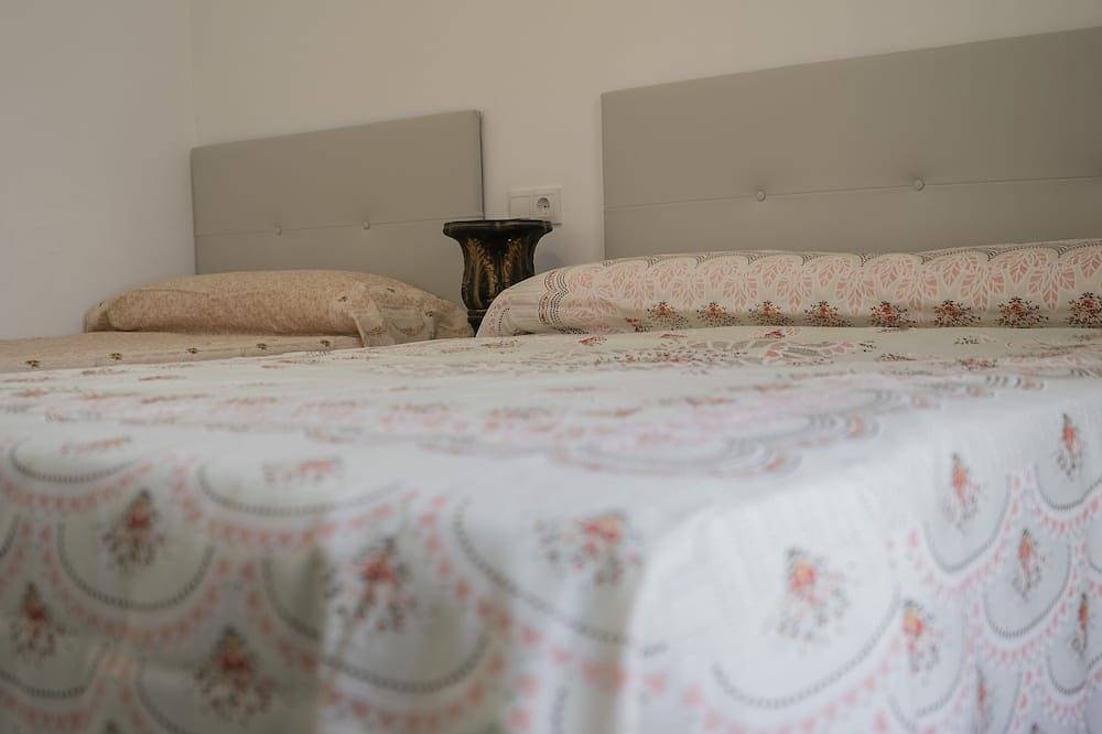 La Lóbrega Rural Lodging in Villahermosa, Ciudad Real Provinz