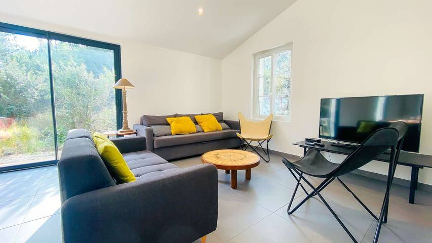 Gîte pour 8 personnes, avec jardin dans Plage Du Gros Jonc Le Bois Plage En Re - 2