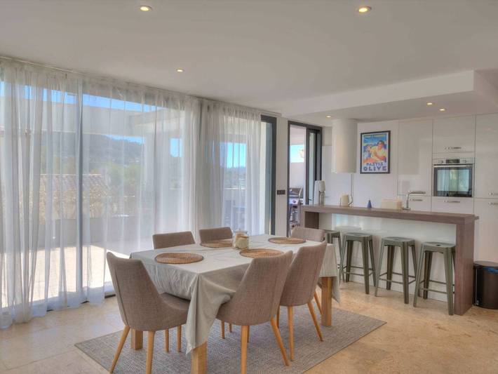 Ferienhaus für 8 Personen, mit Terrasse in La Cadière-d'Azur - 4