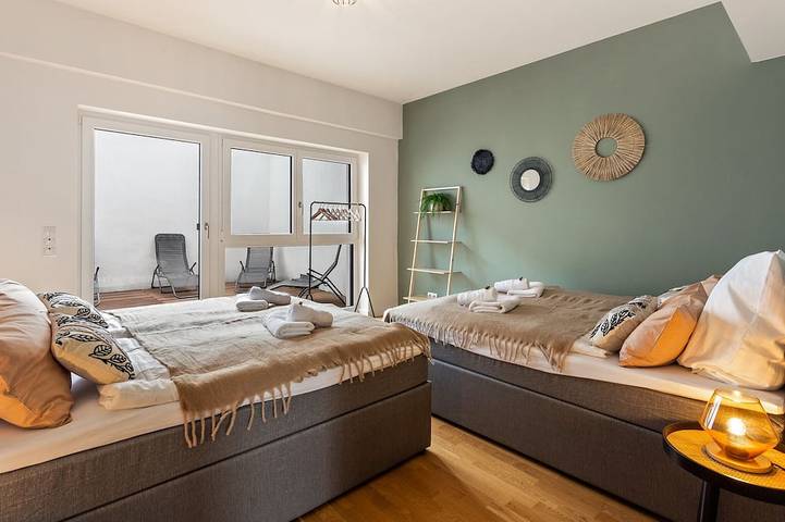 Ferienwohnung für 8 Personen, mit Terrasse und Whirlpool in Aschaffenburg - 4