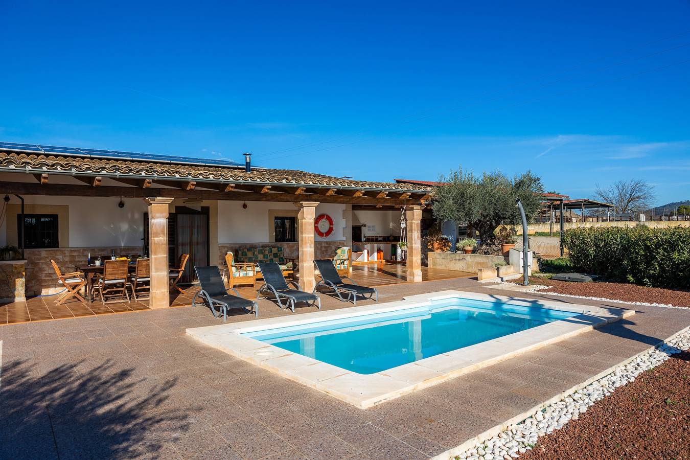Villa 'Els Ametlers' avec vue sur les montagnes, Wi-Fi et climatisation in Inca, Majorque l'intérieur des terres