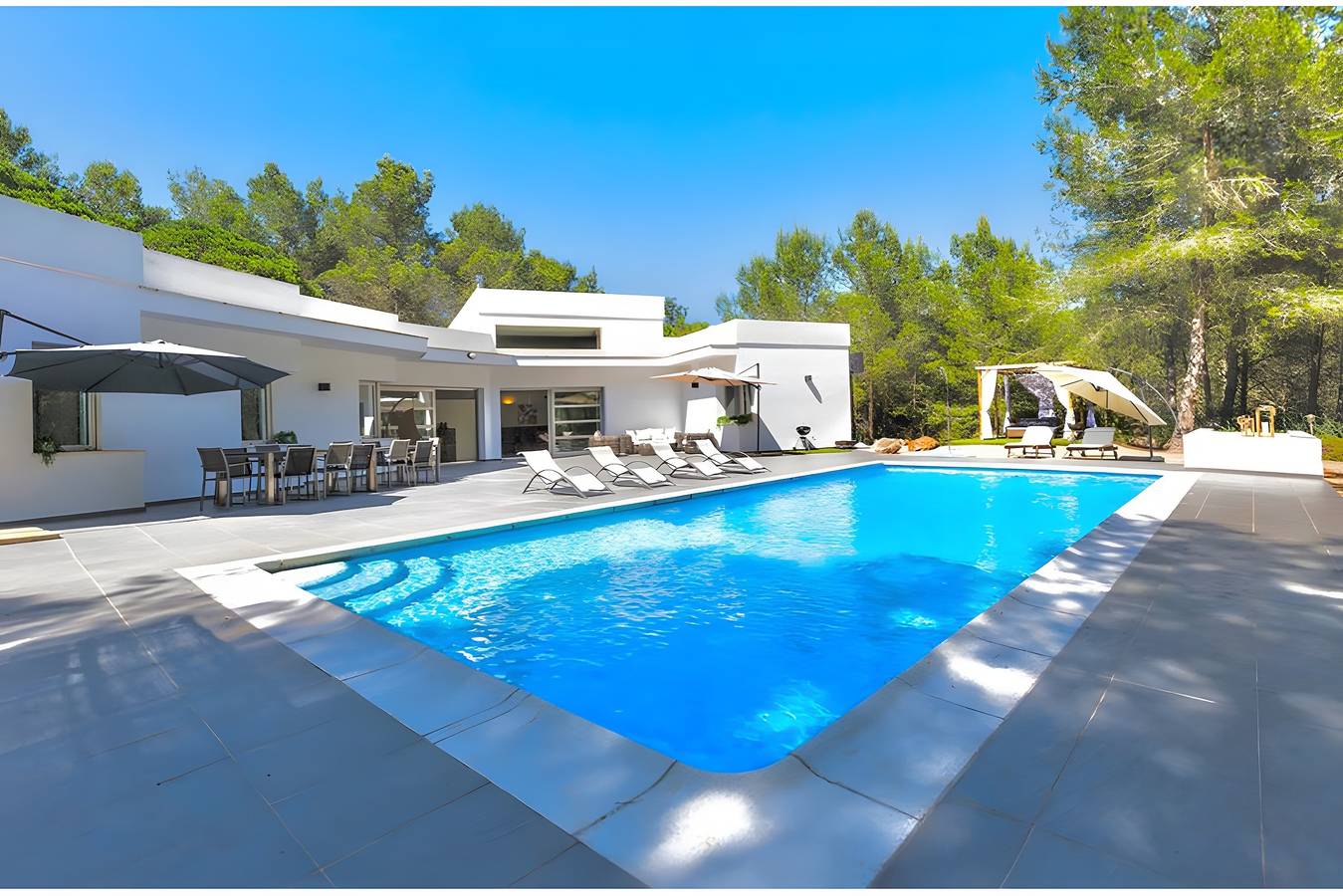 Villa "Can Drago" Privater Pool, großer Garten, Terrasse, Wlan und Klimaanlage in Santa Gertrudis de Fruitera, Santa Eulària des Riu