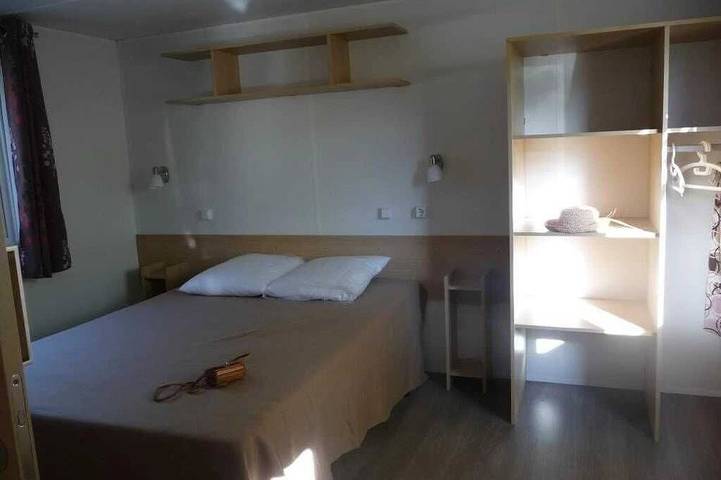 Zecamping 4 étoiles familial piscine couverte pet friendly hammam tente Tv in Azur (desambiguación), Côte d’Argent