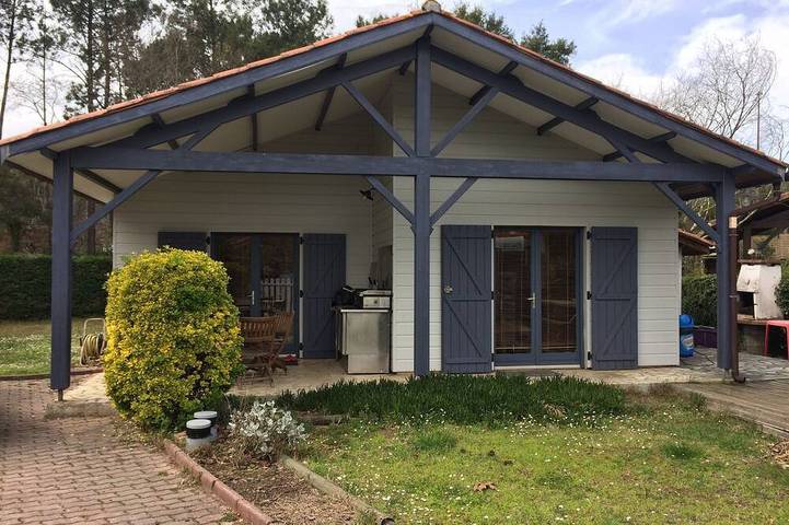 Ferienhaus für 8 Personen, mit Whirlpool und Terrasse sowie Garten - 1