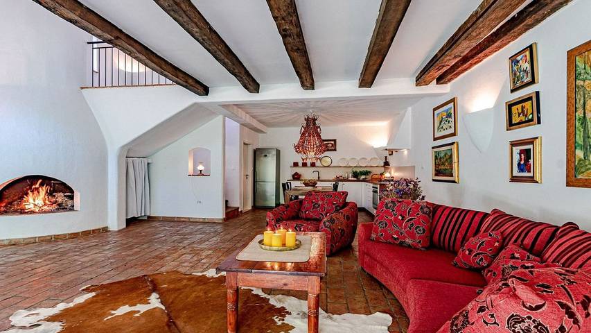 Villa für 4 Personen, mit Terrasse und Garten sowie Pool, mit Haustier - 1