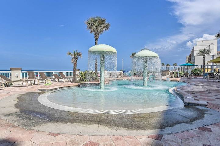 Vacation rental for 4 people, with pool and sauna as well as hot tub in Daytona Beach