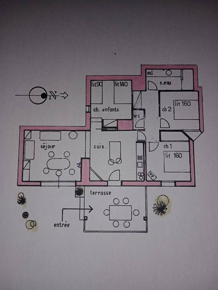 Gîte pour 6 personnes, avec jardin à Reynès - 3