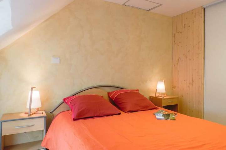 Location de vacances pour 4 personnes, avec jardin, animaux acceptés à Olby - 3