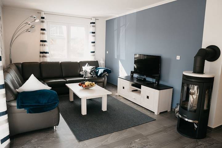 Bauernhof für 10 Personen, mit Terrasse und Sauna sowie Garten und Pool, mit Haustier in Rerik