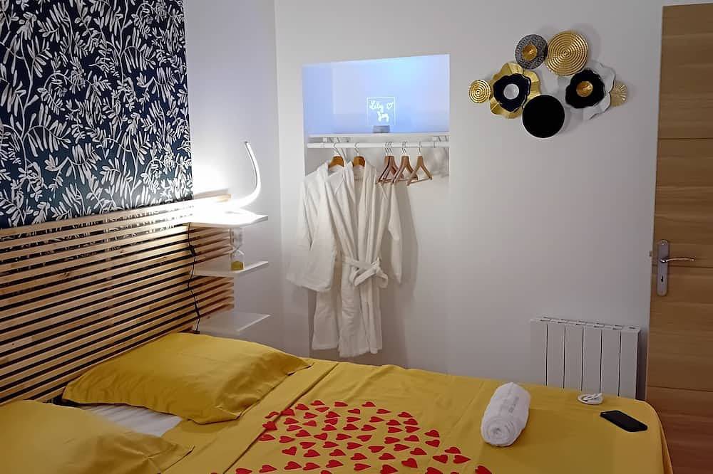 Maison Avec un Élégant Jacuzzi Bluetooth Music Lit King Size Mémoire de Forme in Louvres, Valle del Oise