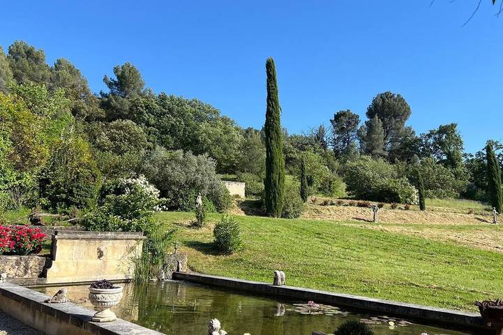 Mas 18ème de 400 m2 Rénové par Architecte sur 6 Ha, Village Célèbre du Luberon in Lourmarin, Parque natural regional del Luberon