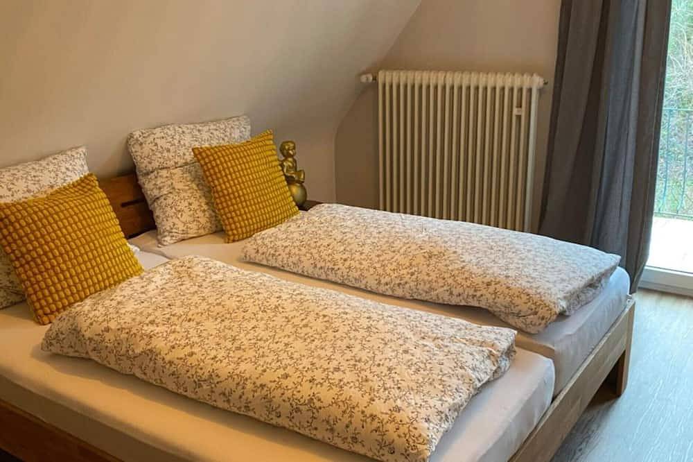 Ganze Wohnung, Apartment 'Rebblick' mit Bergblick, Balkon und Wlan in Britzingen, Müllheim