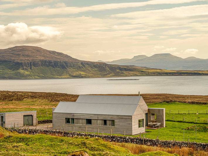 Gîte pour 6 personnes, avec jardin dans Skye