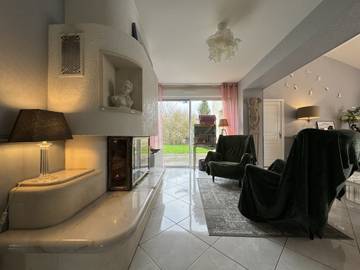 Location de vacances pour 13 personnes, avec terrasse et jardin à Saint-Gervais-en-Belin