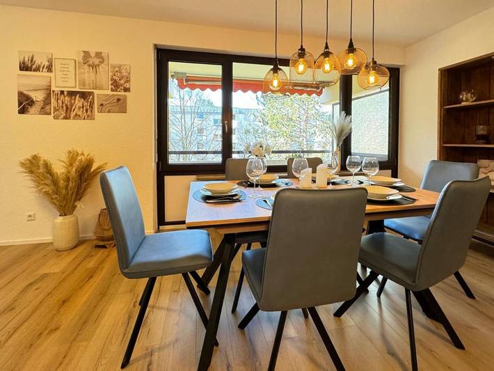 Ferienwohnung für 6 Personen, mit Balkon und Terrasse in Sindelfingen - 2