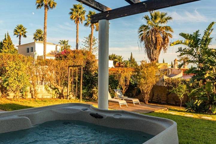 Villa für 6 Personen, mit Whirlpool - 1