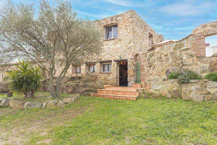 Tour catalane – Mas catalán con vistas panorámicas y jacuzzi privado in Ille-sur-Têt, Costa mediterránea (Francia)