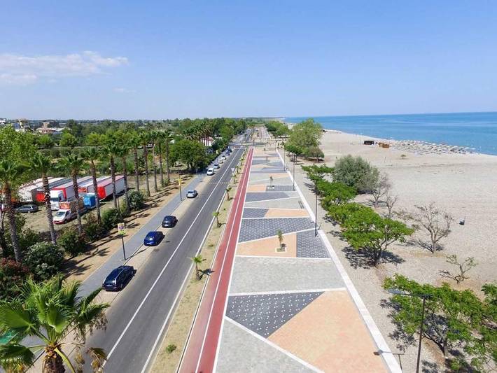 Location de vacances pour 5 personnes, avec vue et jardin, adapté aux familles à Rocca Imperiale - 3