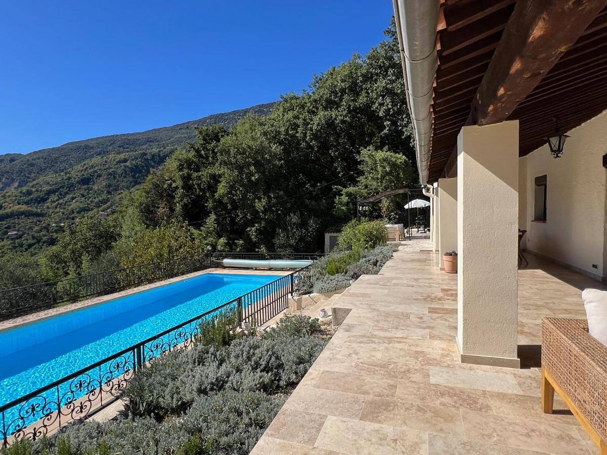 Côte 'd Azur - Beautiful Villa With Private Pool in Coaraze, Côte méditerranéenne (France)