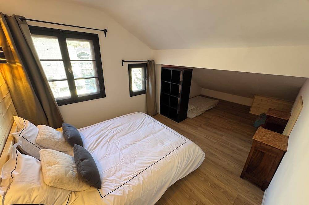 Appartement entier, Luxueux appartement 4 pièces  Type chalet. Cœur station d’Auron, 10 pers. in Auron, Saint-Étienne-de-Tinée