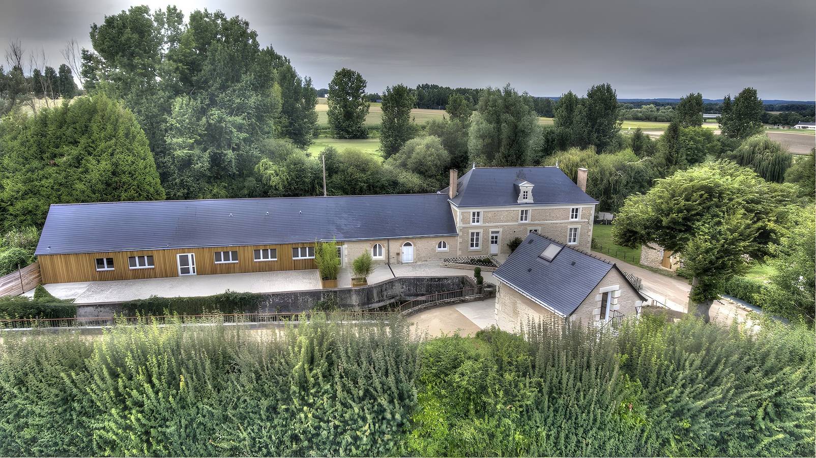 Chambre d’hôtes « La Suite Étoilée » avec terrasse et jardin partagés, climatisation in Vallée de la Loire