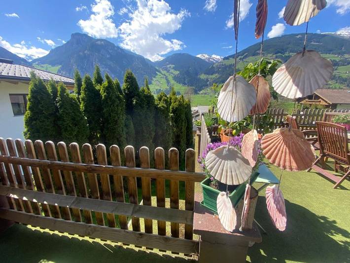 Chambre d’hôte pour 2 personnes, avec Terrasse et Vue à Ramsau im Zillertal - 4
