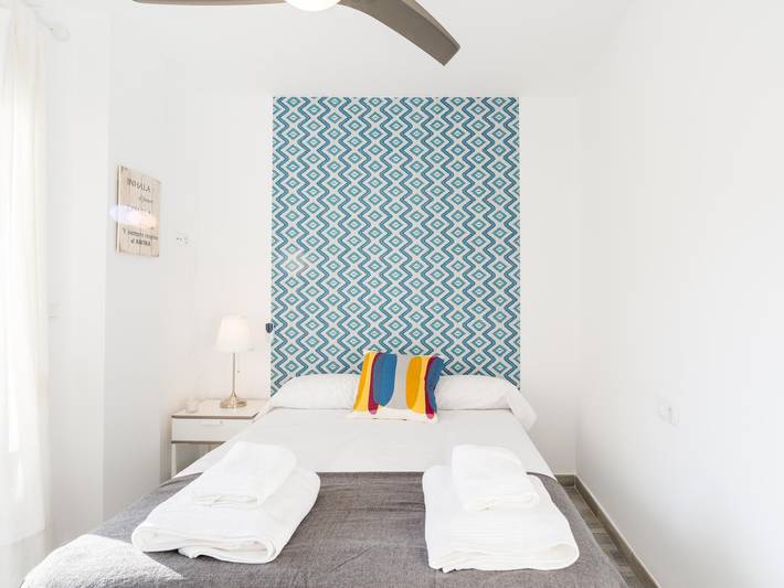Ganze Ferienwohnung, Ferienwohnung für 5 Personen mit Terrasse in Altstadt Málaga, Malaga