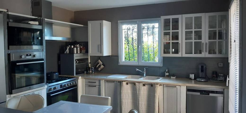 Maison d’hôte pour 6 personnes, avec piscine et jardin à Argilliers - 4