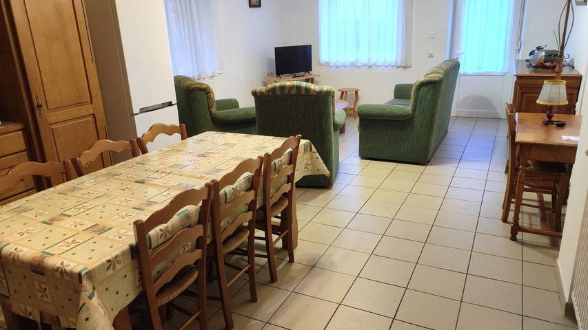 Gîte pour 5 personnes, avec jardin à Douzy - 3