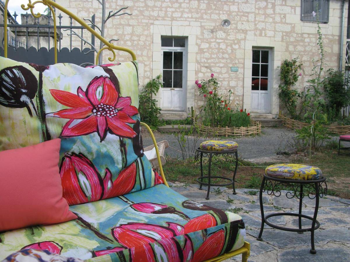 Double Room with Private Bathroom in Candes-Saint-Martin, Vallée de la Loire