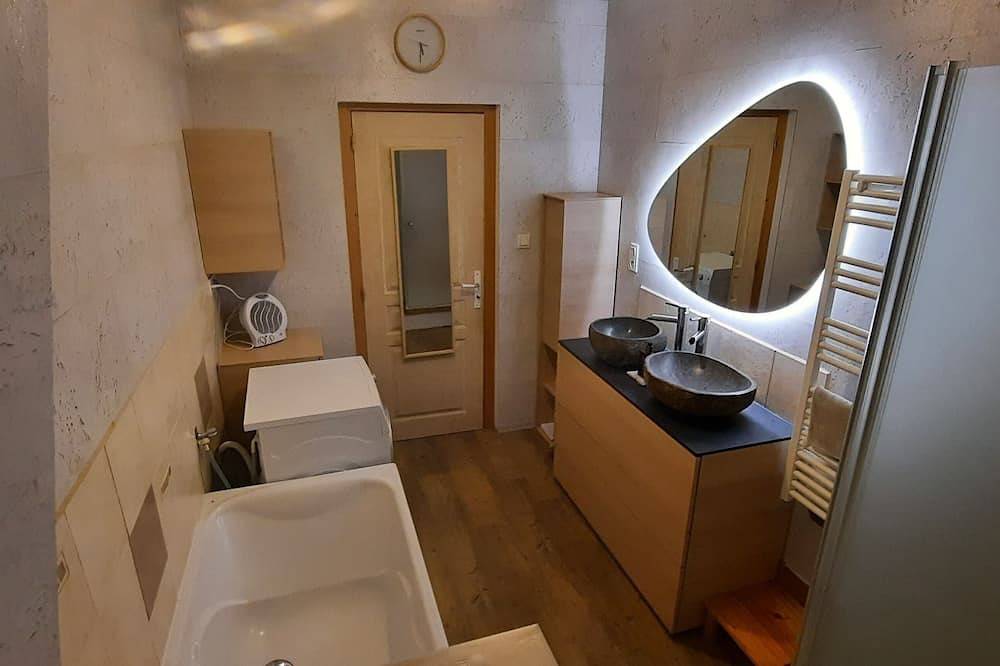 Le Refuge aux Papillons : Maison Chaleureuse à L'esprit Refuge Moderne in Masevaux, Parque natural regional de los Ballons des Vosges