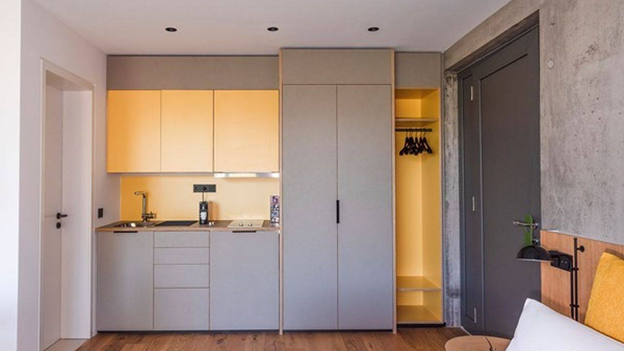 Ganze Ferienwohnung, Ferienwohnung für 2 Personen (25 m²) in Singen in Singen, Hegau