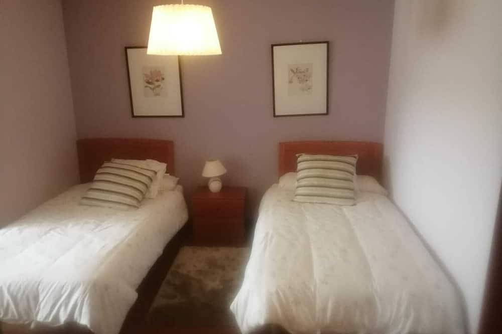 Precioso Duplex En Plaza De La Villa De Noja in Noja, Kantabrische Küste