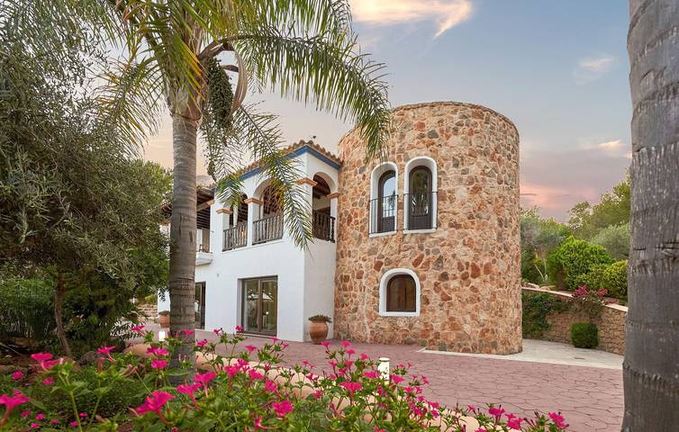 Villa for 12 people, with garden and terrace - 1