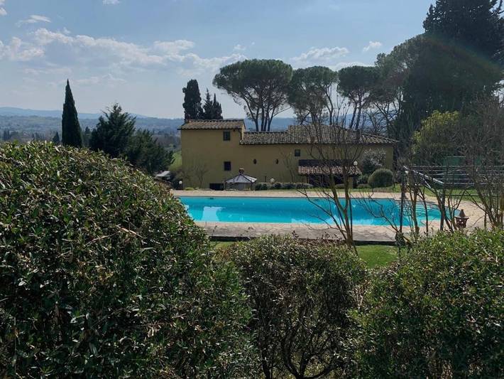 Villa con piscina per 11 persone, con Idromassaggio e Piscina nonché Panorama a Firenze
