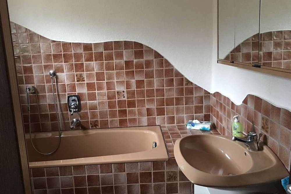 Ganze Wohnung, Ferienwohnung Im Bachgrund in Schlitz, Rhön-Hessen