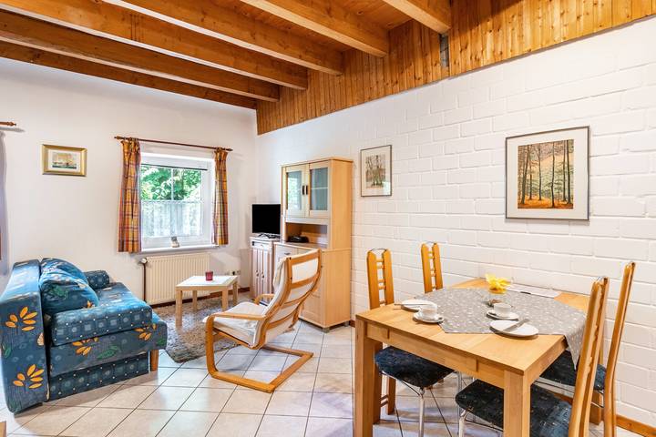 Ferienwohnung für 4 Personen, mit Garten und Sauna, mit Haustier in Ihlow - 3