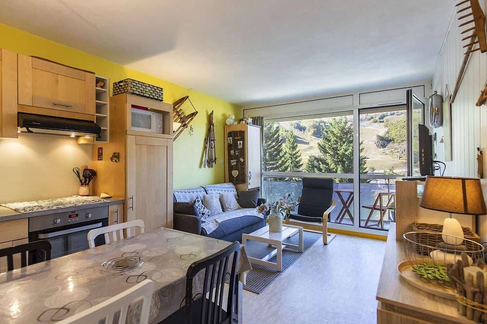 Apartamento entero, Estudio cabina para 6 personas, cerca de pistas, balcón, admite mascotas, parking in Gourette, Eaux-Bonnes