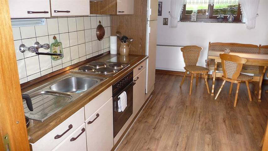 Ferienwohnung für 5 Personen, mit Terrasse und Garten, kinderfreundlich in Hellenthal - 3